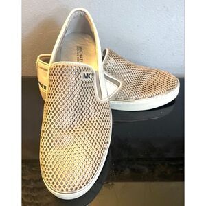 Michael KORS KYLE Grey SILVER LOGO Perforated Slip On Sneaker Shoes Size 7.5M